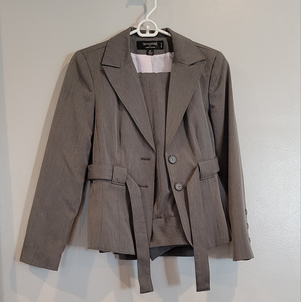Suit